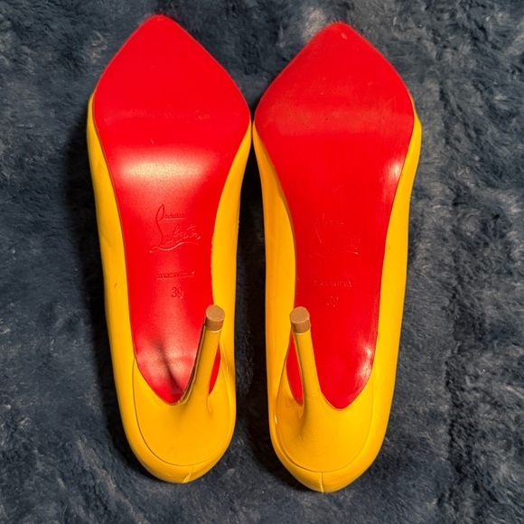 Christian Louboutin Sunny Yellow Heels - Picture 5 of 6